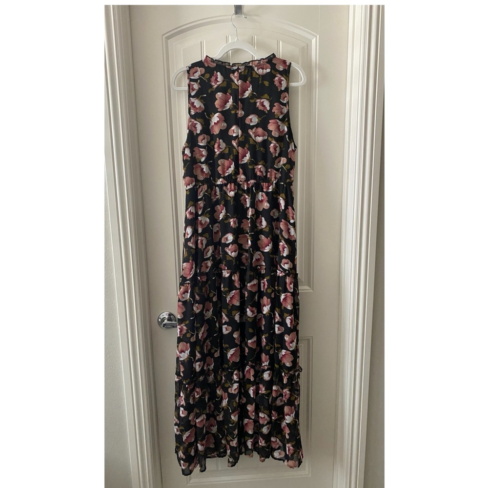 Floral Sleeveless Maxi Dress - Picture 2 of 3